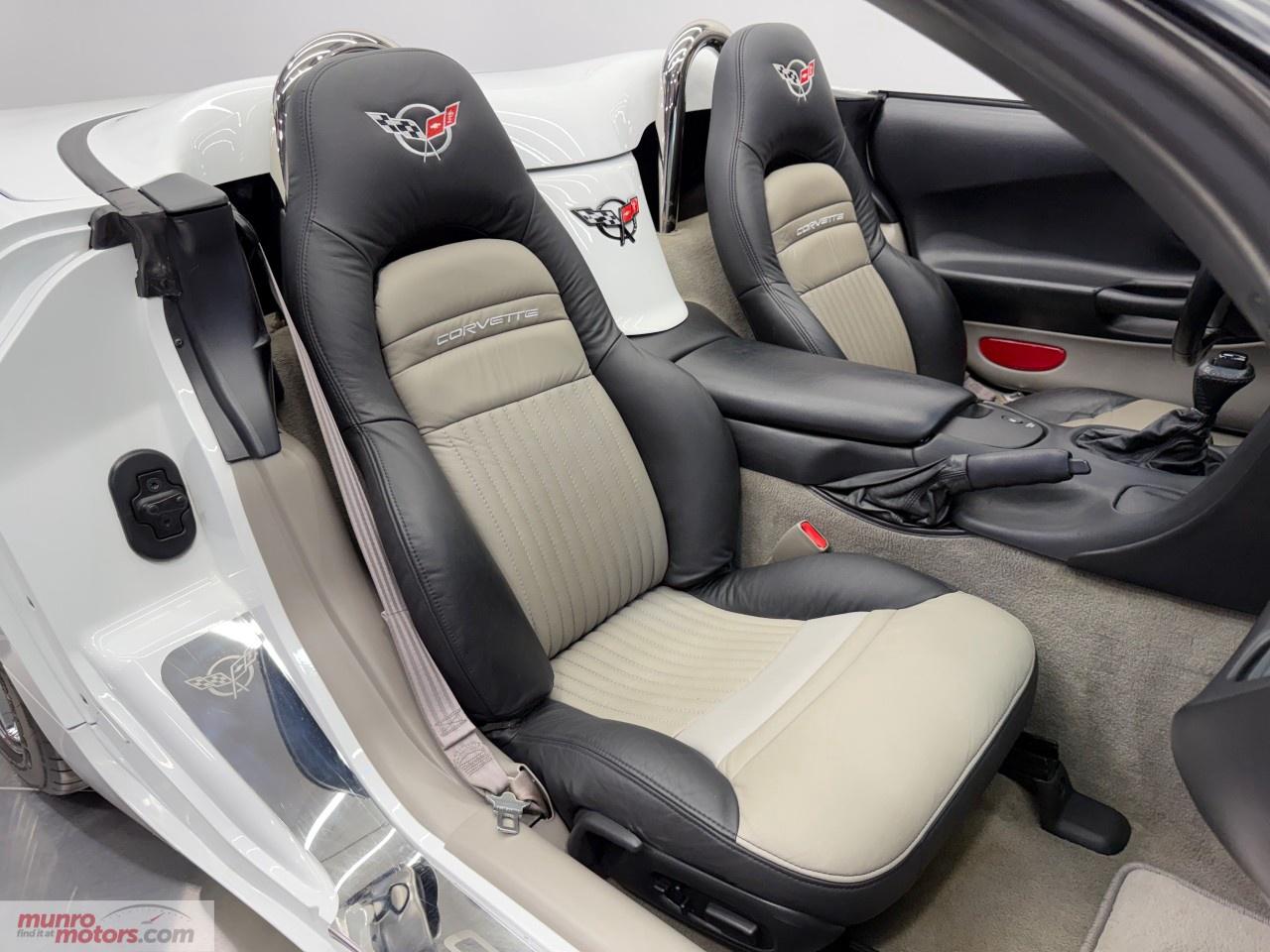 2000 Chevrolet Corvette 2dr Convertible Photo