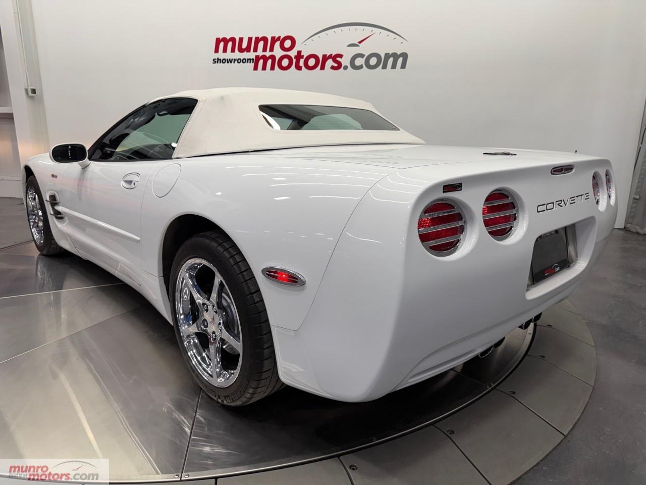 2000 Chevrolet Corvette 2dr Convertible Photo
