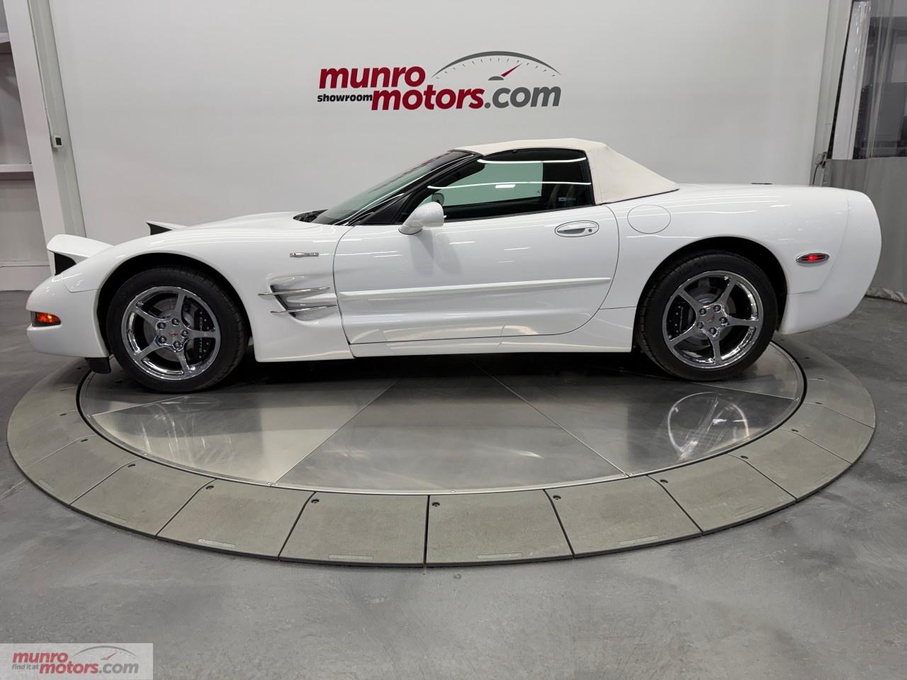 2000 Chevrolet Corvette 2dr Convertible Photo