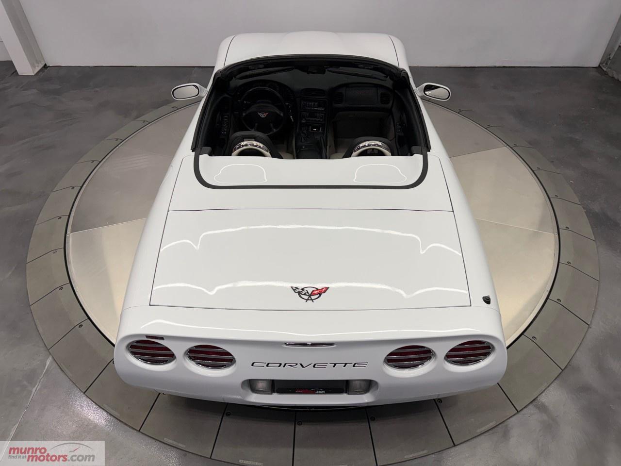 2000 Chevrolet Corvette 2dr Convertible Photo