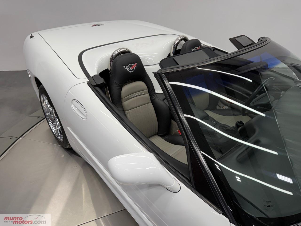 2000 Chevrolet Corvette 2dr Convertible Photo