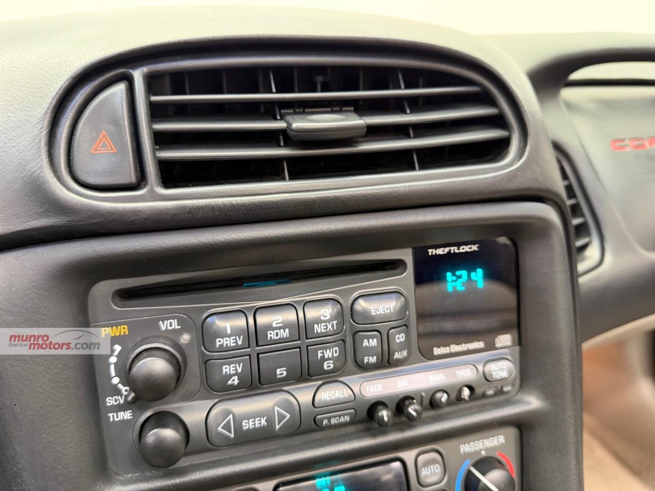 2000 Chevrolet Corvette 2dr Convertible Photo