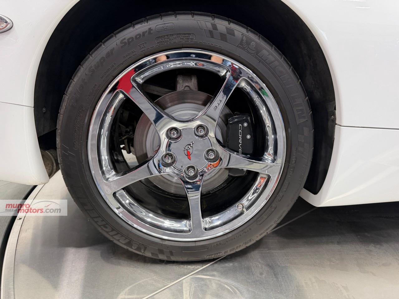 2000 Chevrolet Corvette 2dr Convertible Photo