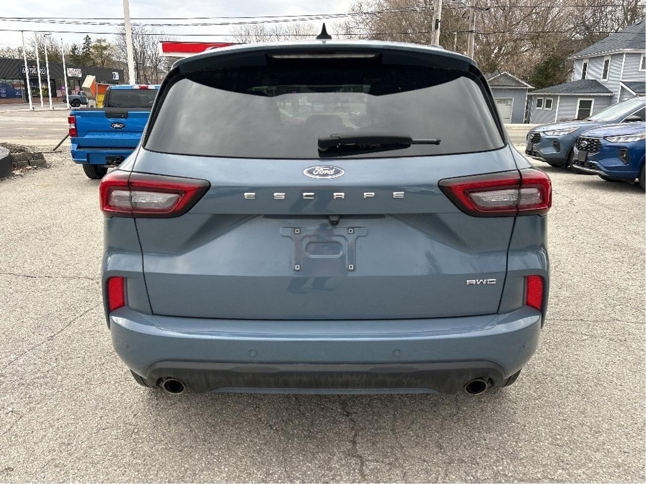 2024 Ford Escape ST-Line AWD Photo