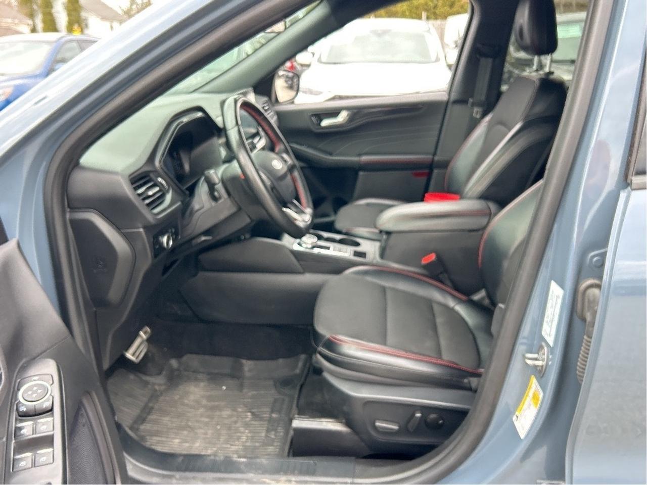 2024 Ford Escape ST-Line AWD Photo