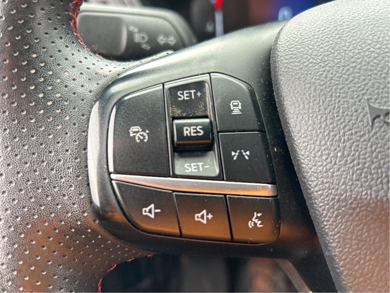 2024 Ford Escape ST-Line AWD Photo