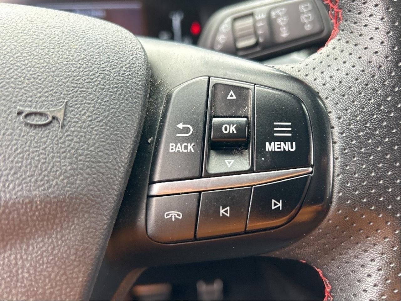 2024 Ford Escape ST-Line AWD Photo