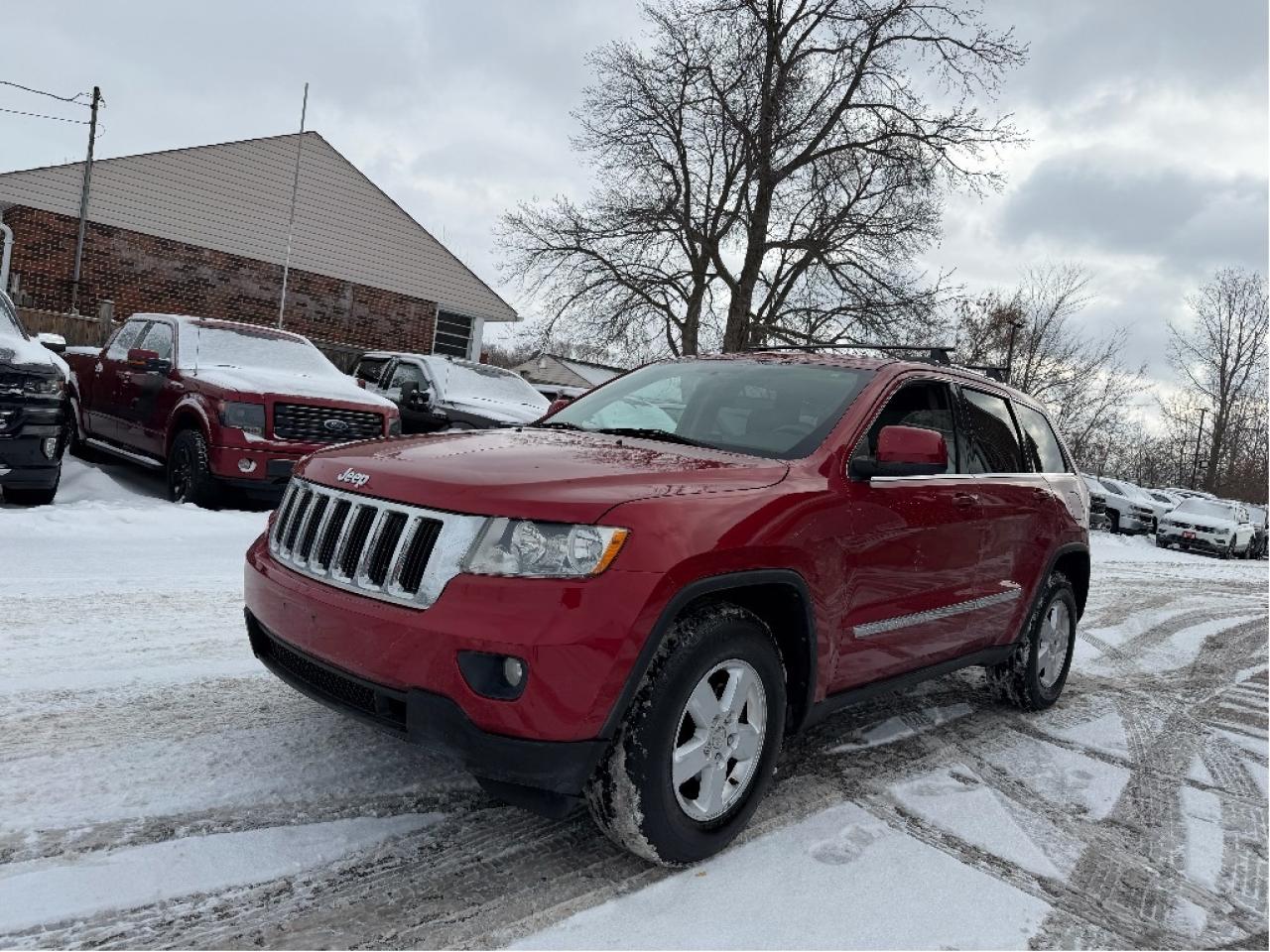 2011 Jeep Grand Cherokee Laredo Photo