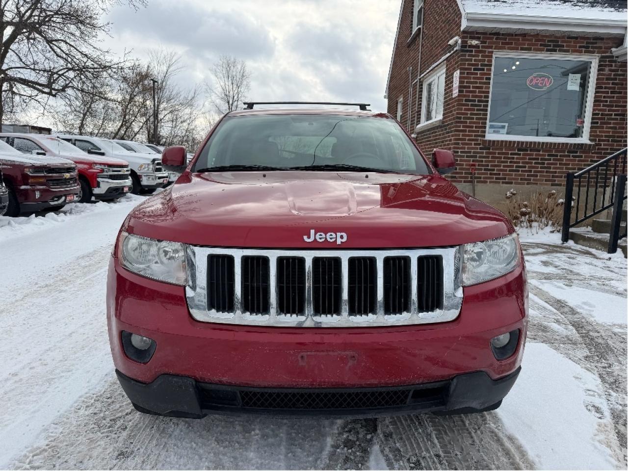 2011 Jeep Grand Cherokee Laredo Photo