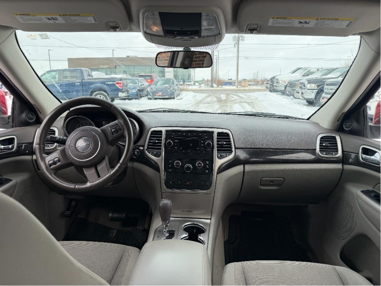 2011 Jeep Grand Cherokee Laredo Photo