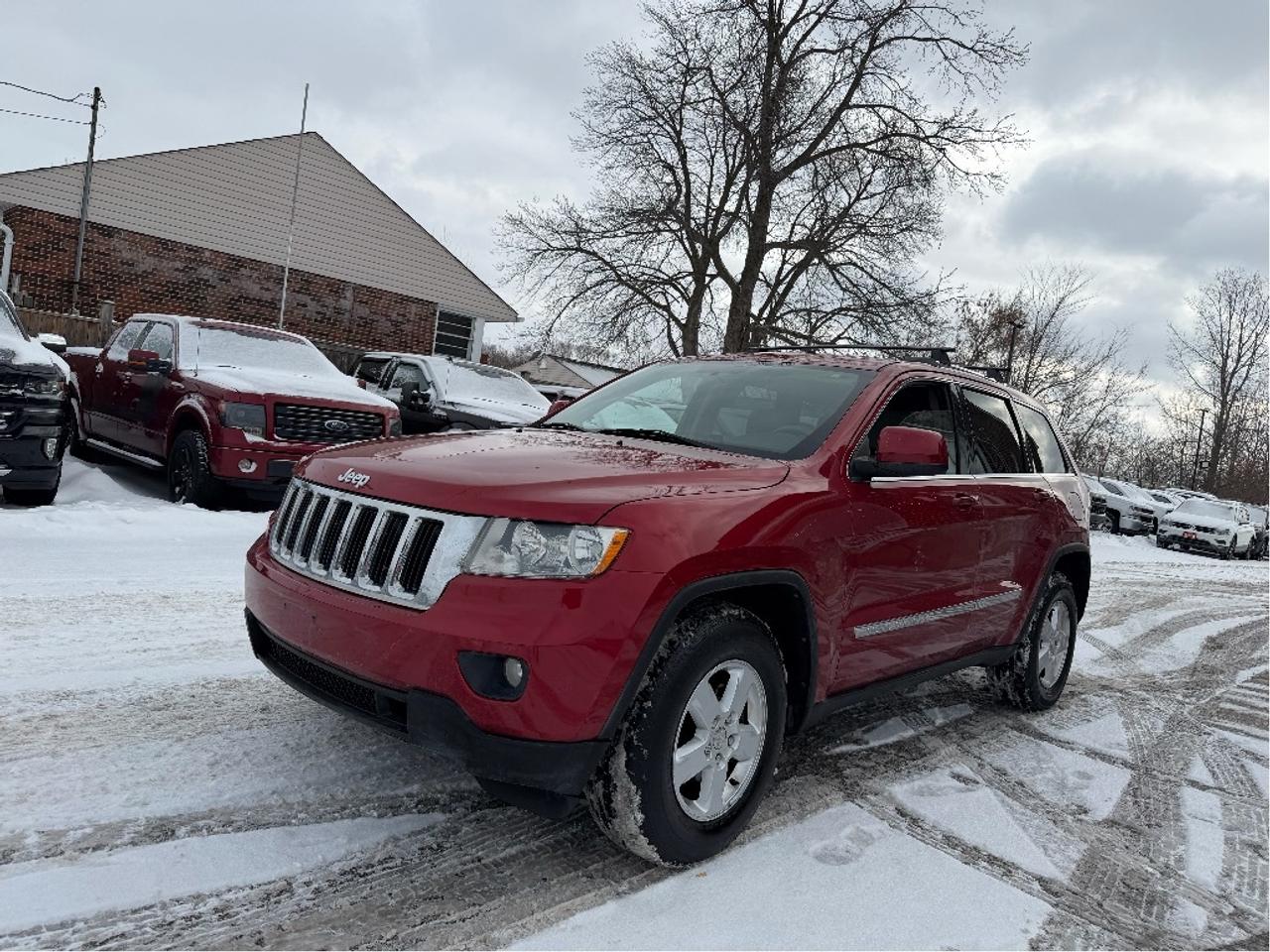 2011 Jeep Grand Cherokee Laredo Photo