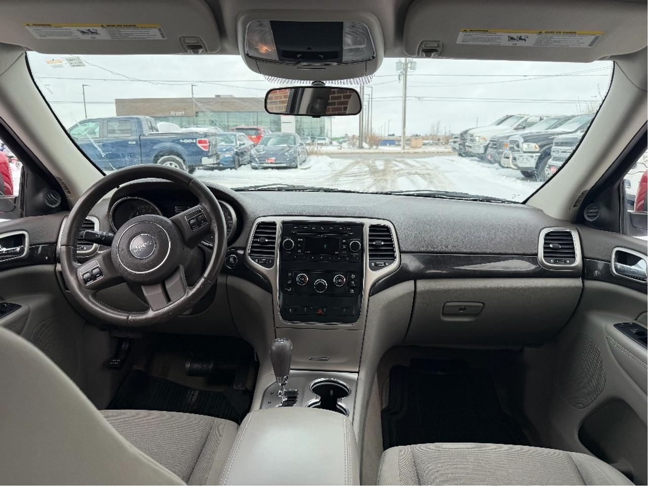 2011 Jeep Grand Cherokee Laredo Photo