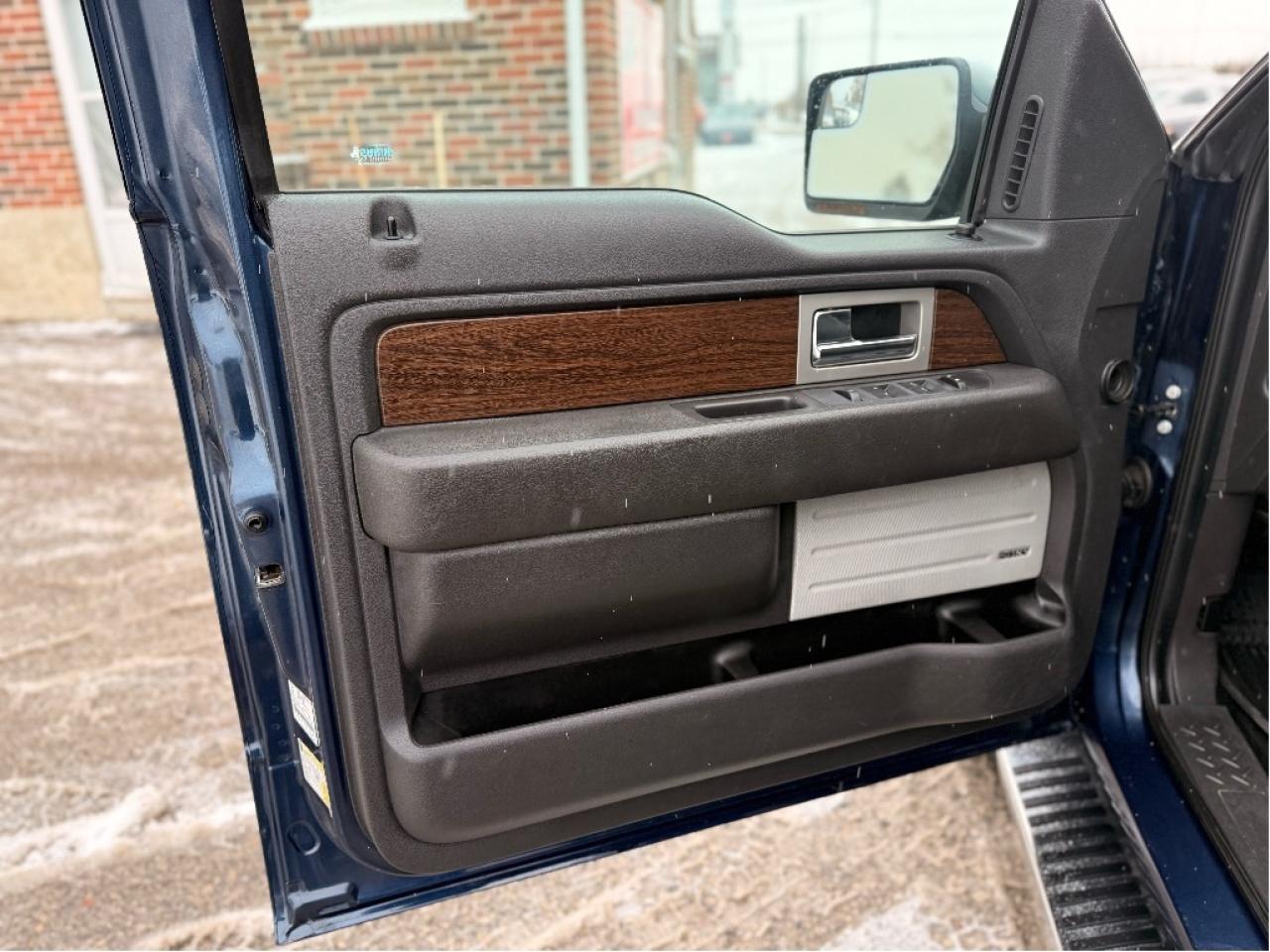 2013 Ford F-150 Lariat | 5.0 V8 | Very Well Maintained Photo