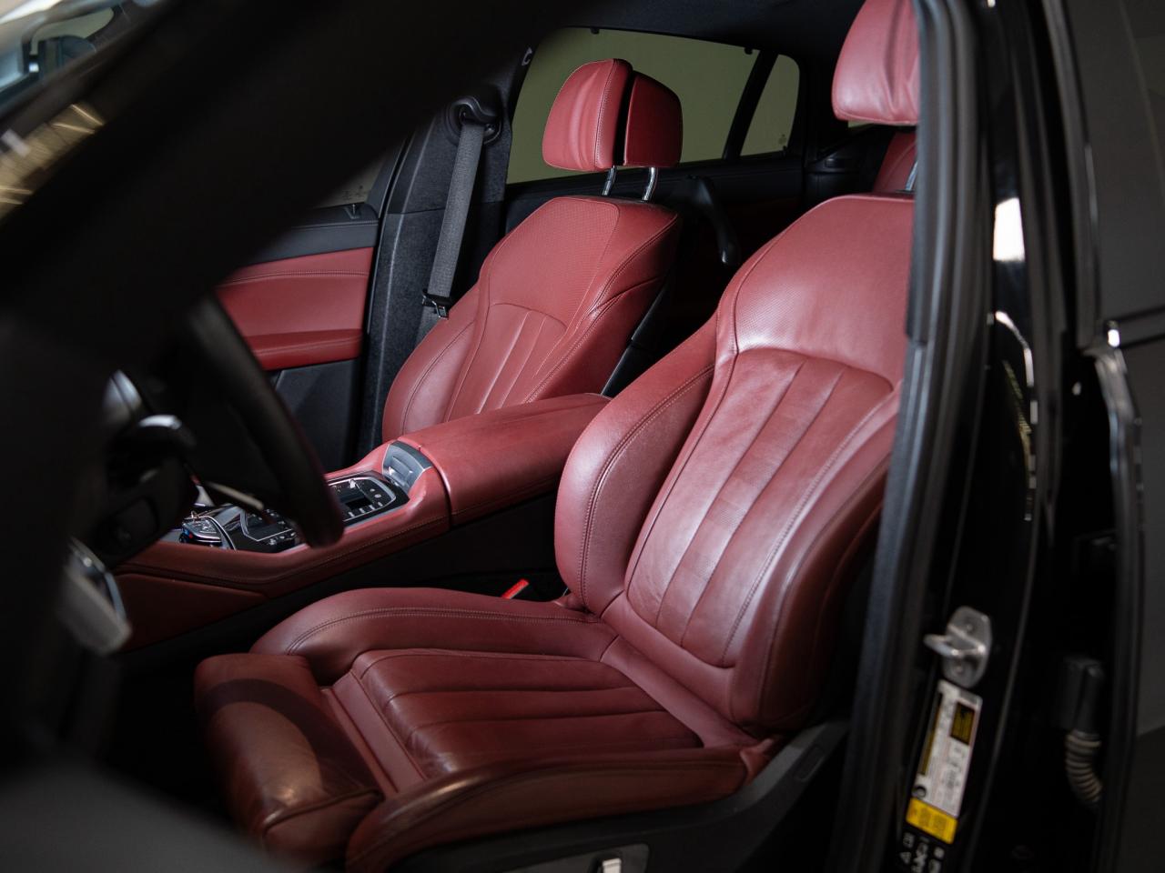 2020 BMW X6 XDRIVE40i | M-SPORT | GROUND EFFECT PKG | 22 IN Photo