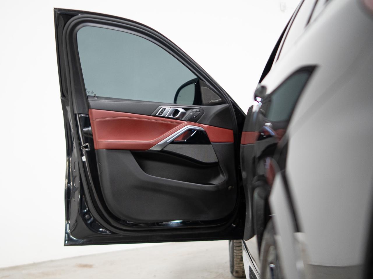 2020 BMW X6 XDRIVE40i | M-SPORT | GROUND EFFECT PKG | 22 IN Photo