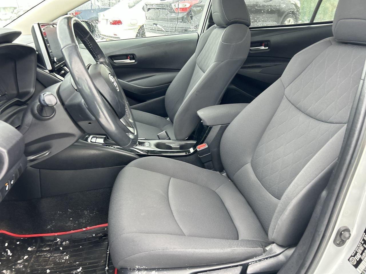 2020 Toyota Corolla 4-door Sedan LE CVT Toyota Safety Sense|BlindSpot Photo