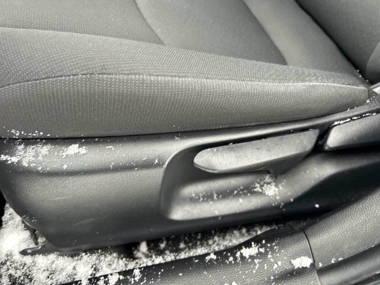 2020 Toyota Corolla 4-door Sedan LE CVT Photo