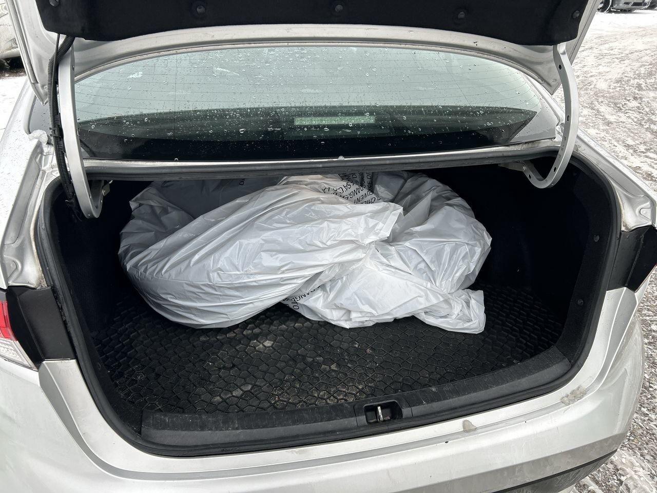 2020 Toyota Corolla 4-door Sedan LE CVT Photo