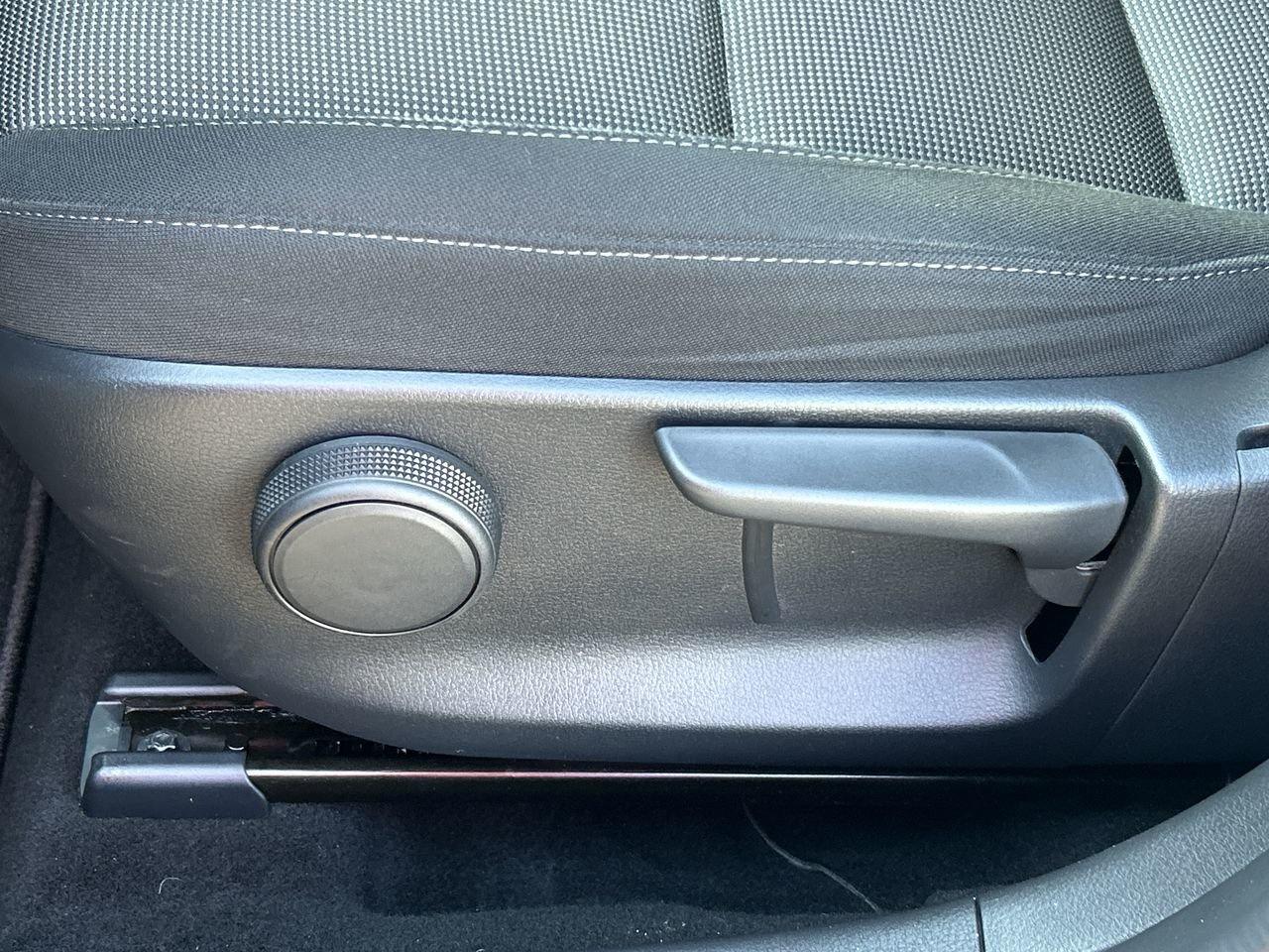 2022 Mazda CX-30 GS AWD at Photo