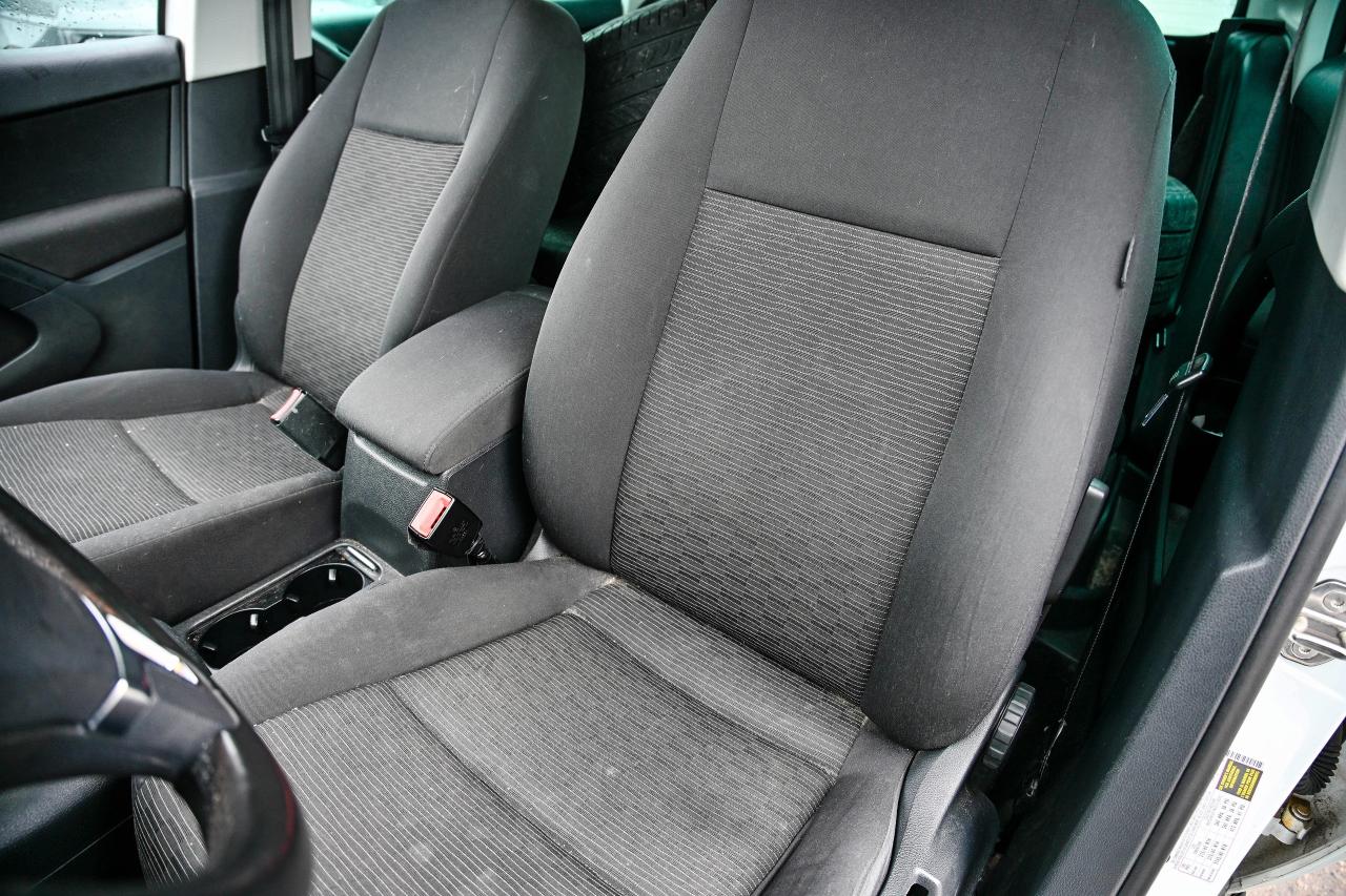 2014 Volkswagen Tiguan 4MOTION | AWD | GREAT STARTER CAR! | WINTER TIRES Photo