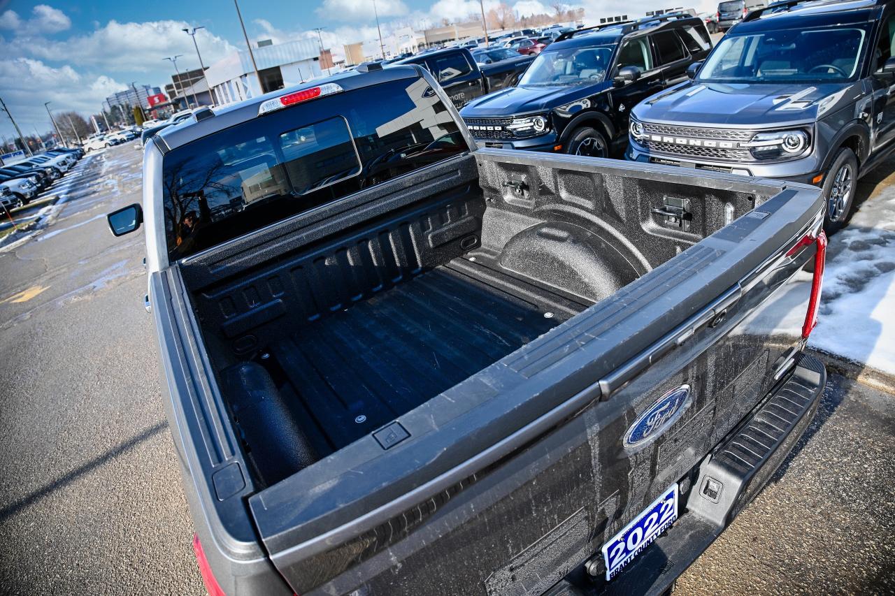 2022 Ford F-150 XLT Photo