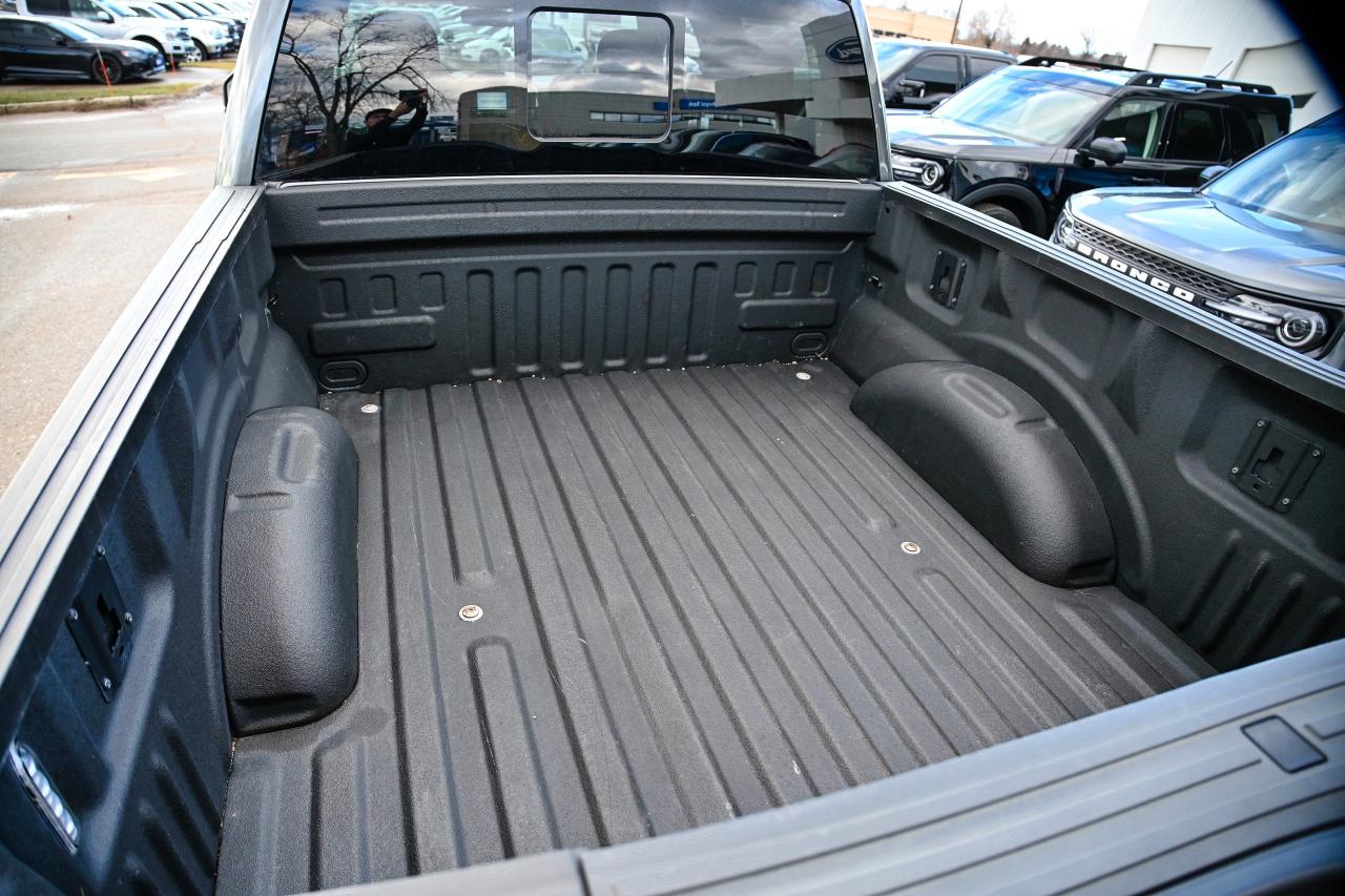 2019 Ford F-150 SPORT FX4 | V8 | DID I MENTION ITS A V8?? Photo