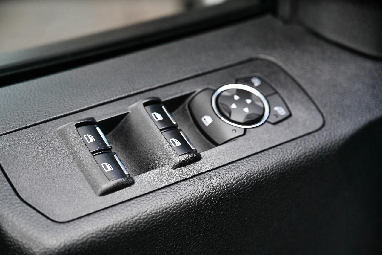 2019 Ford F-150 SPORT FX4 | V8 | DID I MENTION ITS A V8?? Photo