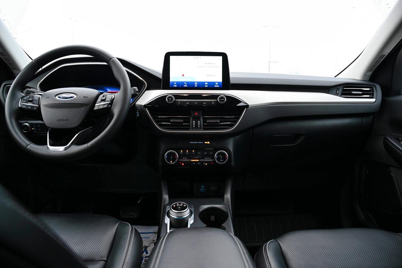 2022 Ford Escape SEL | AWD | CAR PLAY | LEATHER | NAVI | ONE OWNER Photo