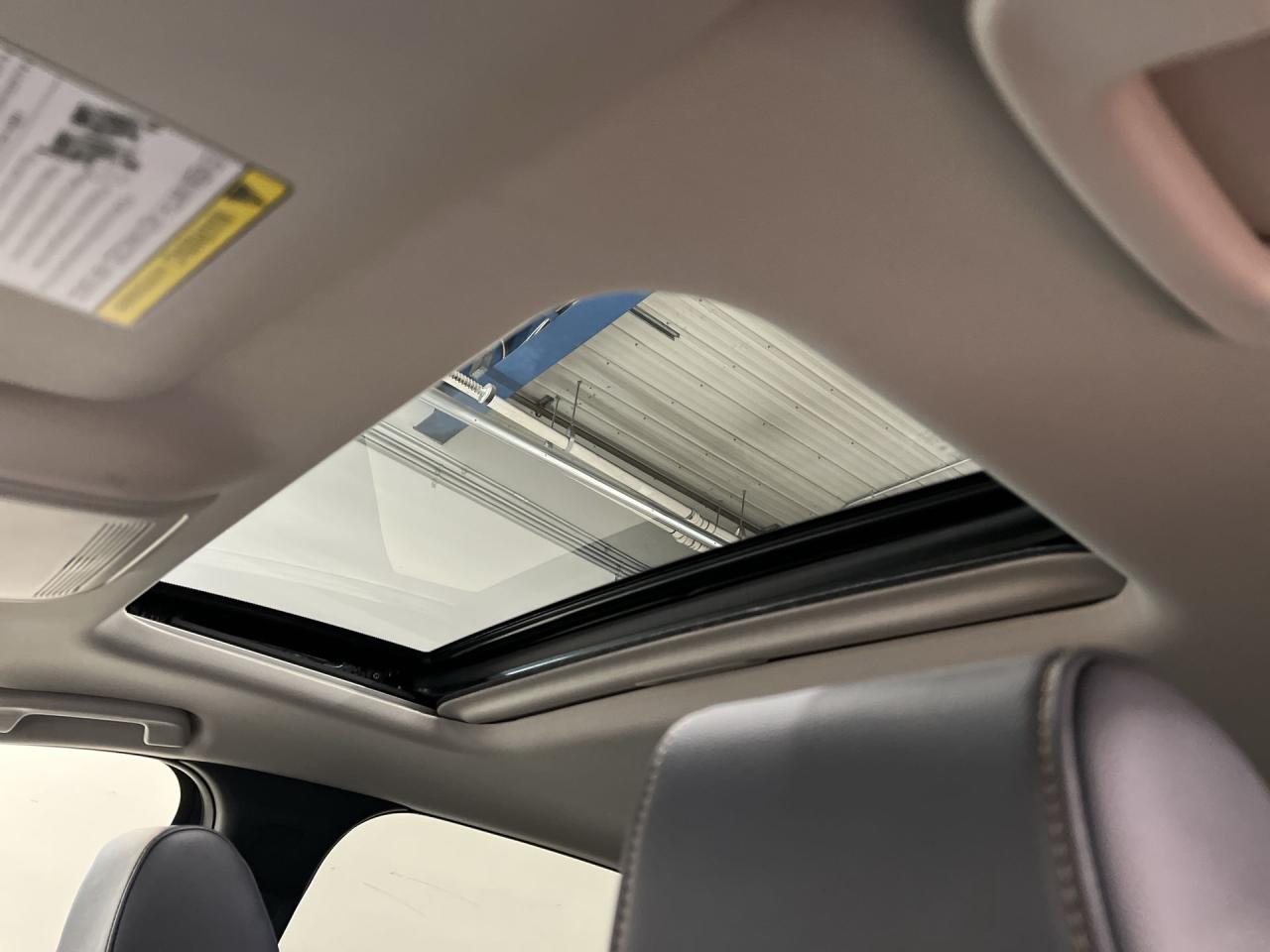 2025 Mazda CX-90 MHEV GS-L AWD | 7-PASS | HTD LEATHER | SUNROOF |CARPLAY Photo