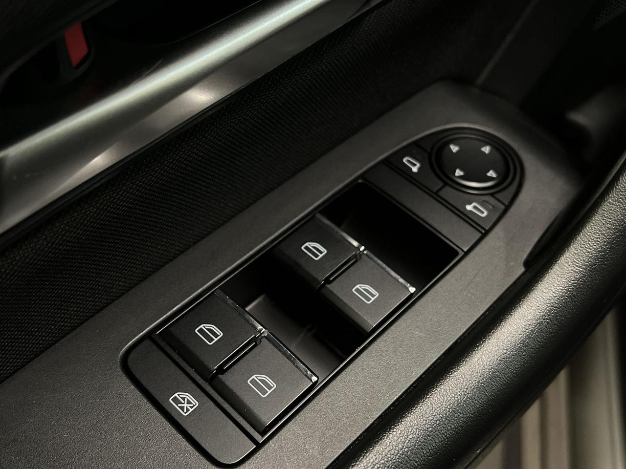2025 Mazda CX-90 MHEV GS-L AWD | 7-PASS | HTD LEATHER | SUNROOF |CARPLAY Photo