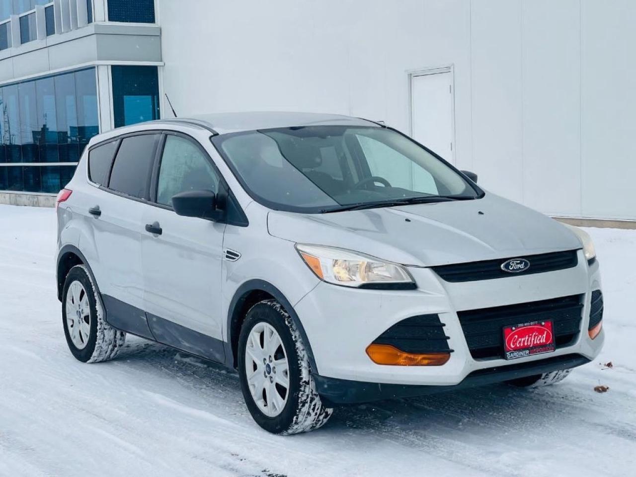 2014 Ford Escape S 4dr Front-wheel Drive Automatic Photo2