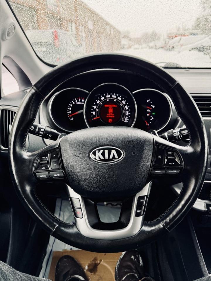 2014 Kia Rio SX Photo