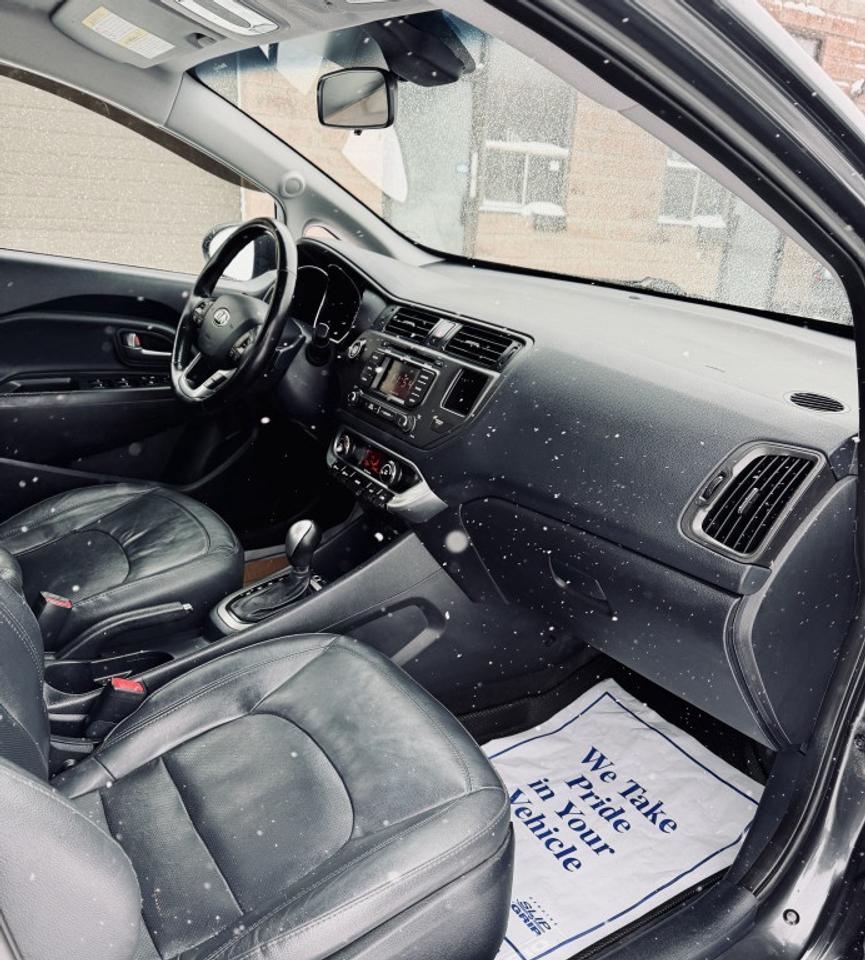 2014 Kia Rio SX Photo