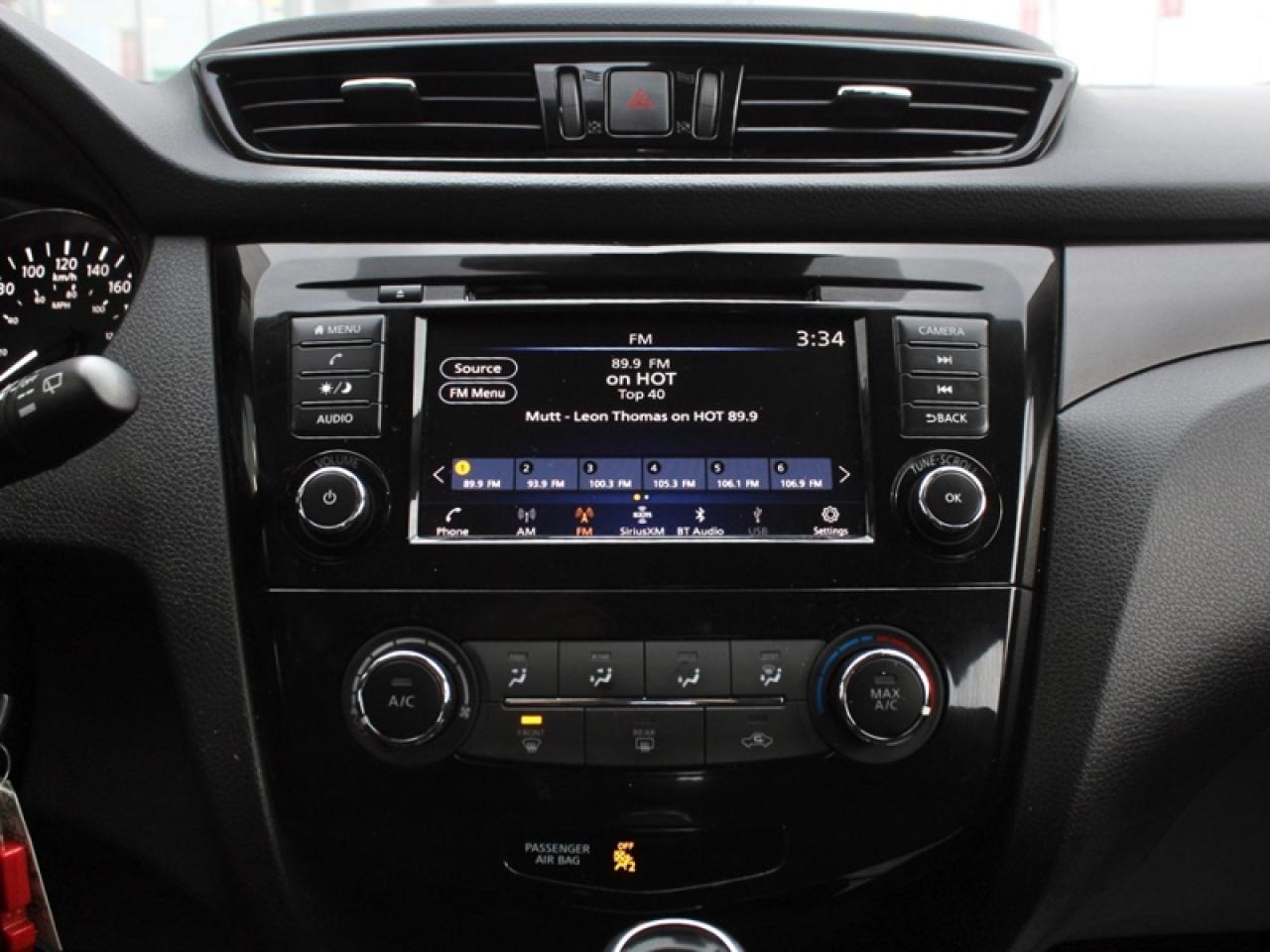 2023 Nissan Qashqai S AWD  - Heated Seats -  Apple CarPlay Photo