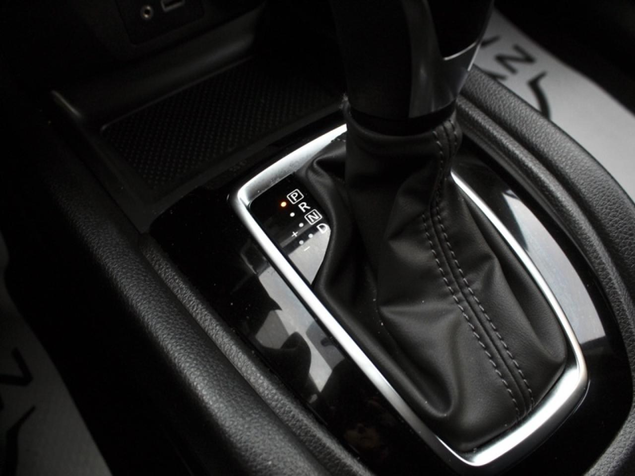 2023 Nissan Qashqai S AWD  - Heated Seats -  Apple CarPlay Photo