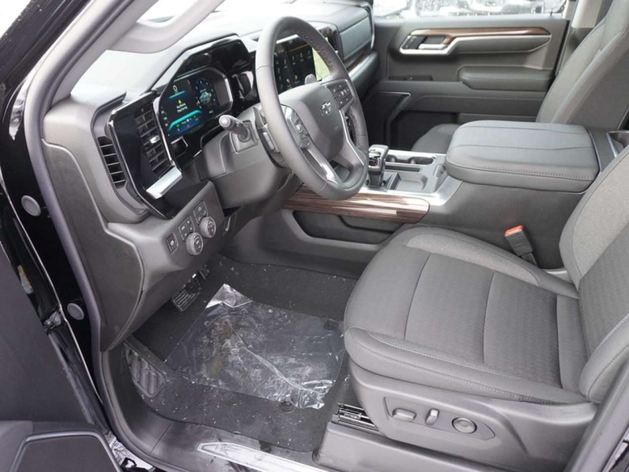 2026 Chevrolet Silverado 1500 RST Photo