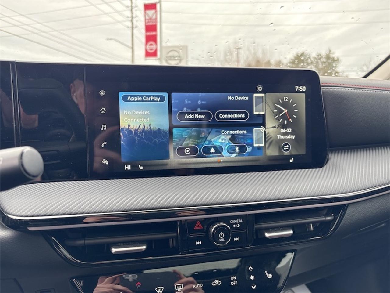 2025 Nissan Kicks SR  Rates avail as low as 2.99% (OAC) Photo