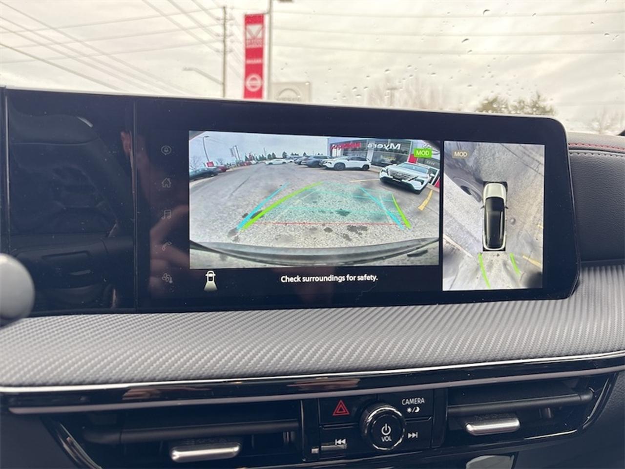 2025 Nissan Kicks SR  Rates avail as low as 2.99% (OAC) Photo