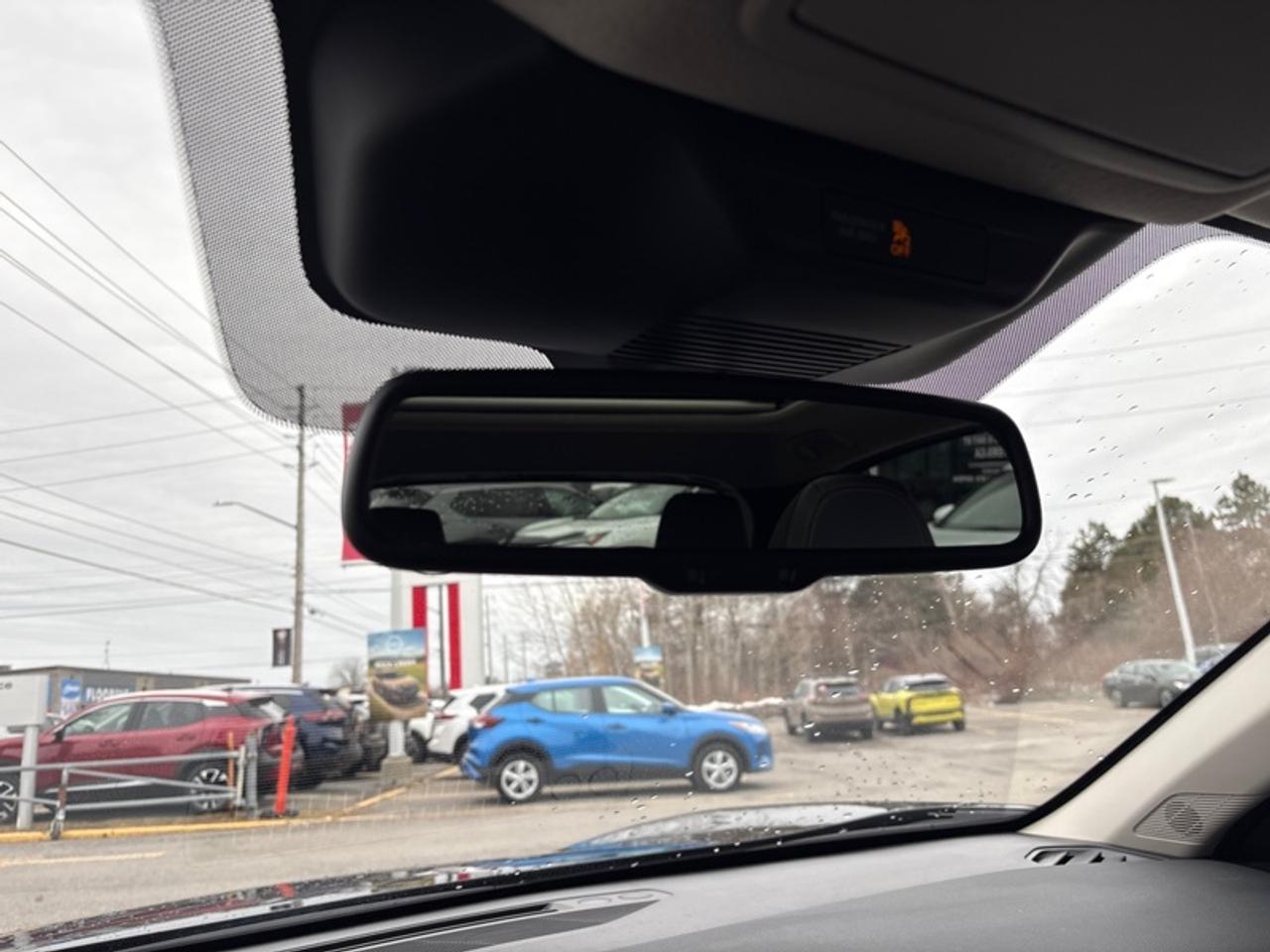 2025 Nissan Kicks SR  Rates avail as low as 2.99% (OAC) Photo