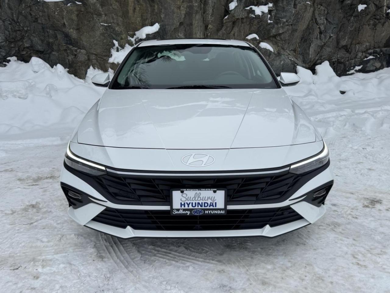 2025 Hyundai Elantra Preferred IVT w/Tech Pkg Photo2