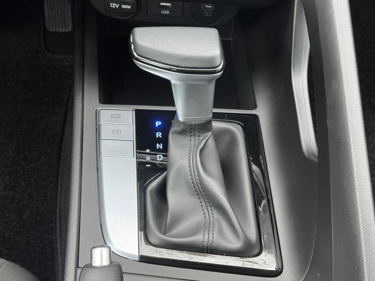 2025 Hyundai Elantra Preferred IVT w/Tech Pkg Photo