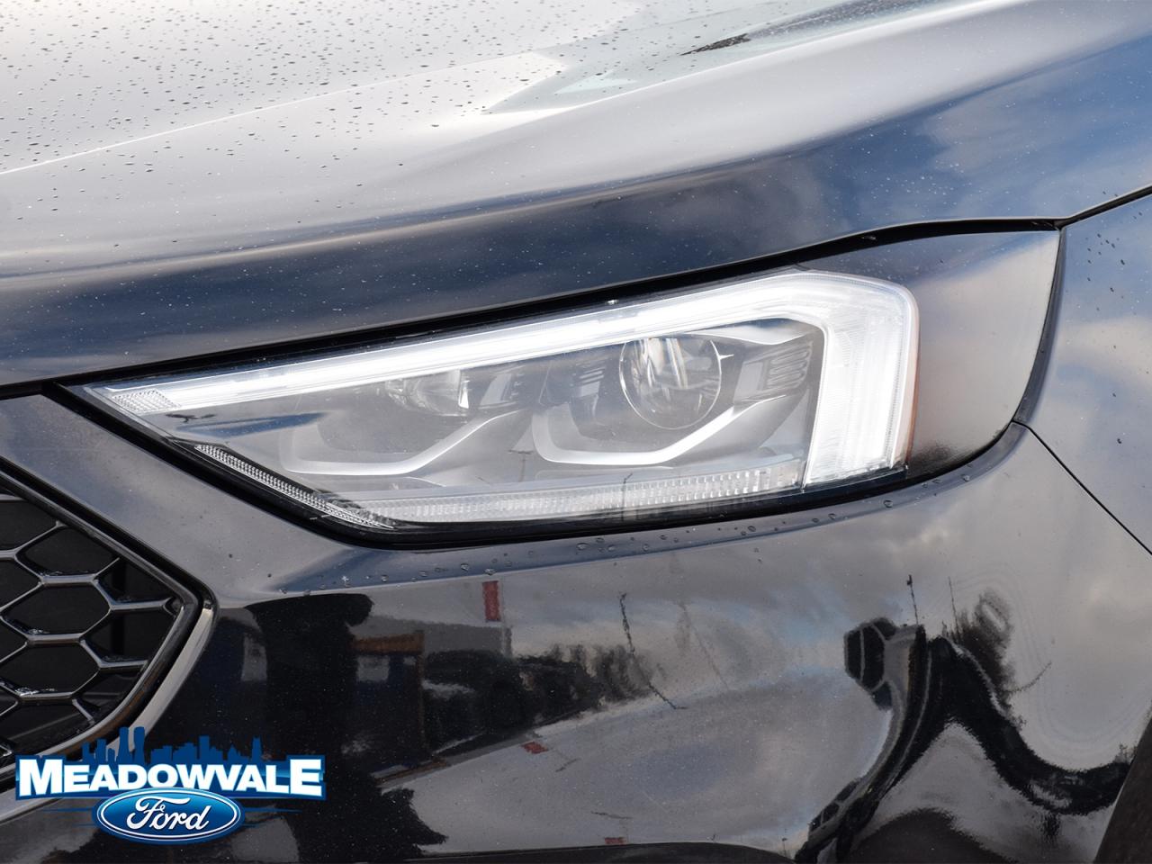 2020 Ford Edge ST Photo2