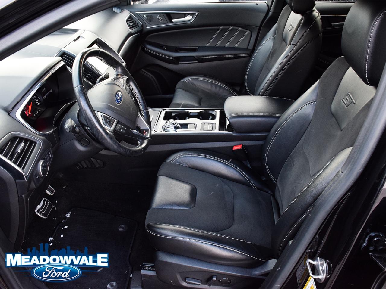 2020 Ford Edge ST Photo