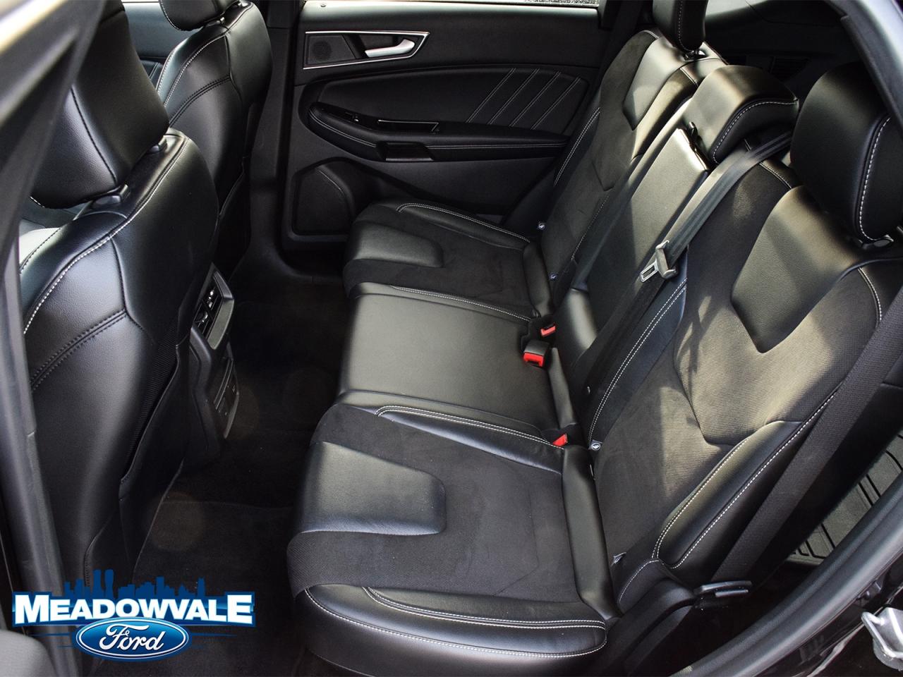 2020 Ford Edge ST Photo