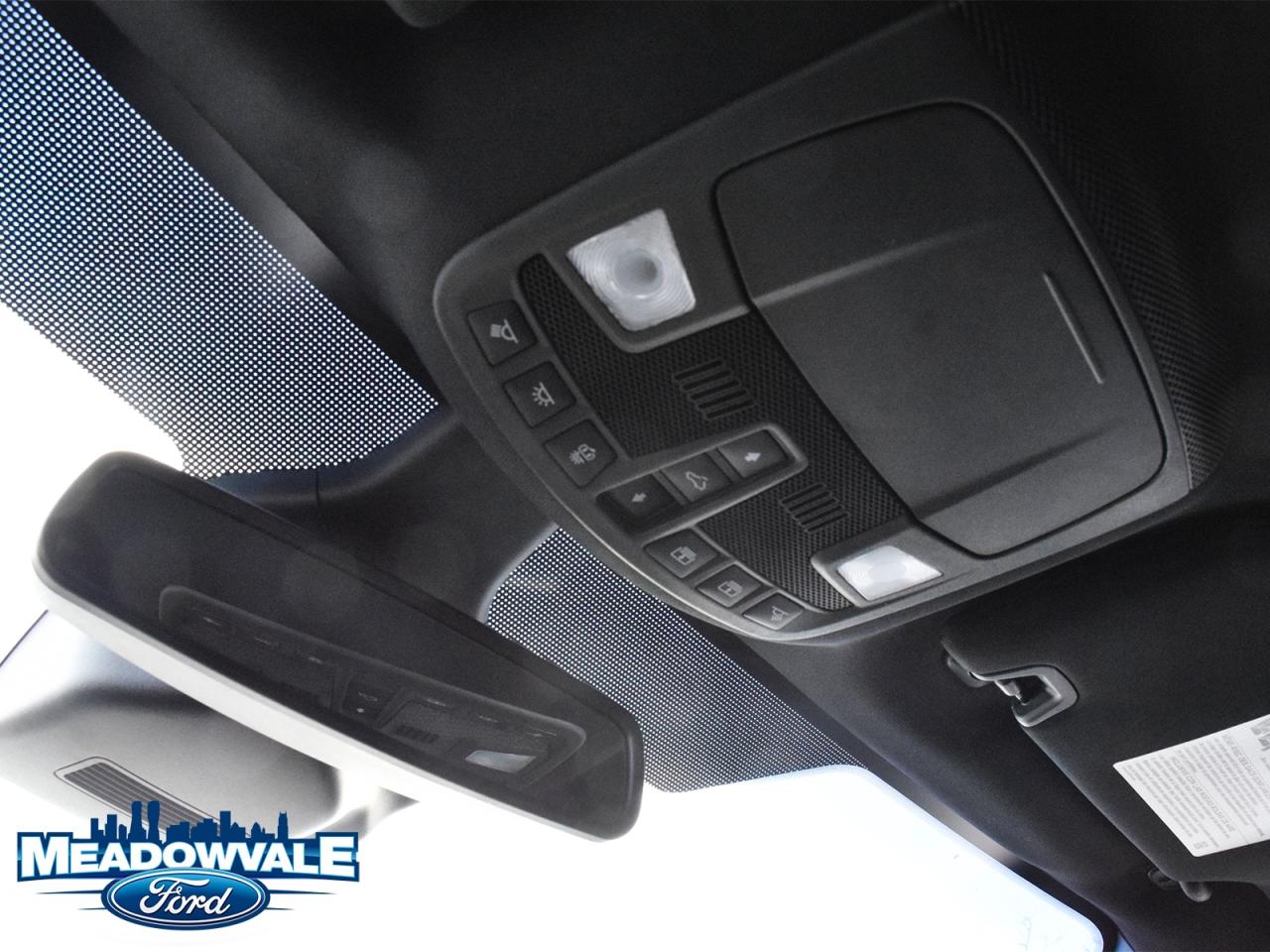 2020 Ford Edge ST Photo