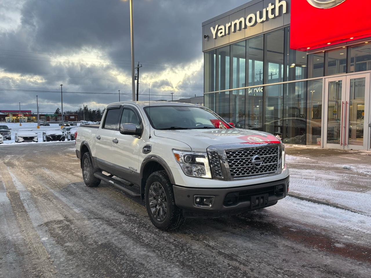 2017 Nissan Titan Platinum Reserve
