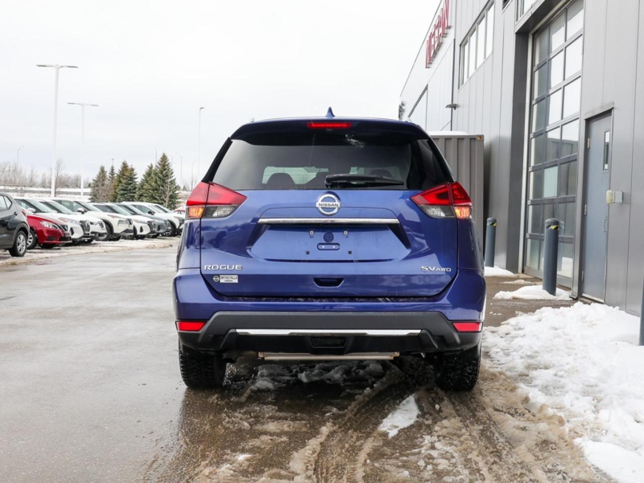 2020 Nissan Rogue - $134 B/W Photo