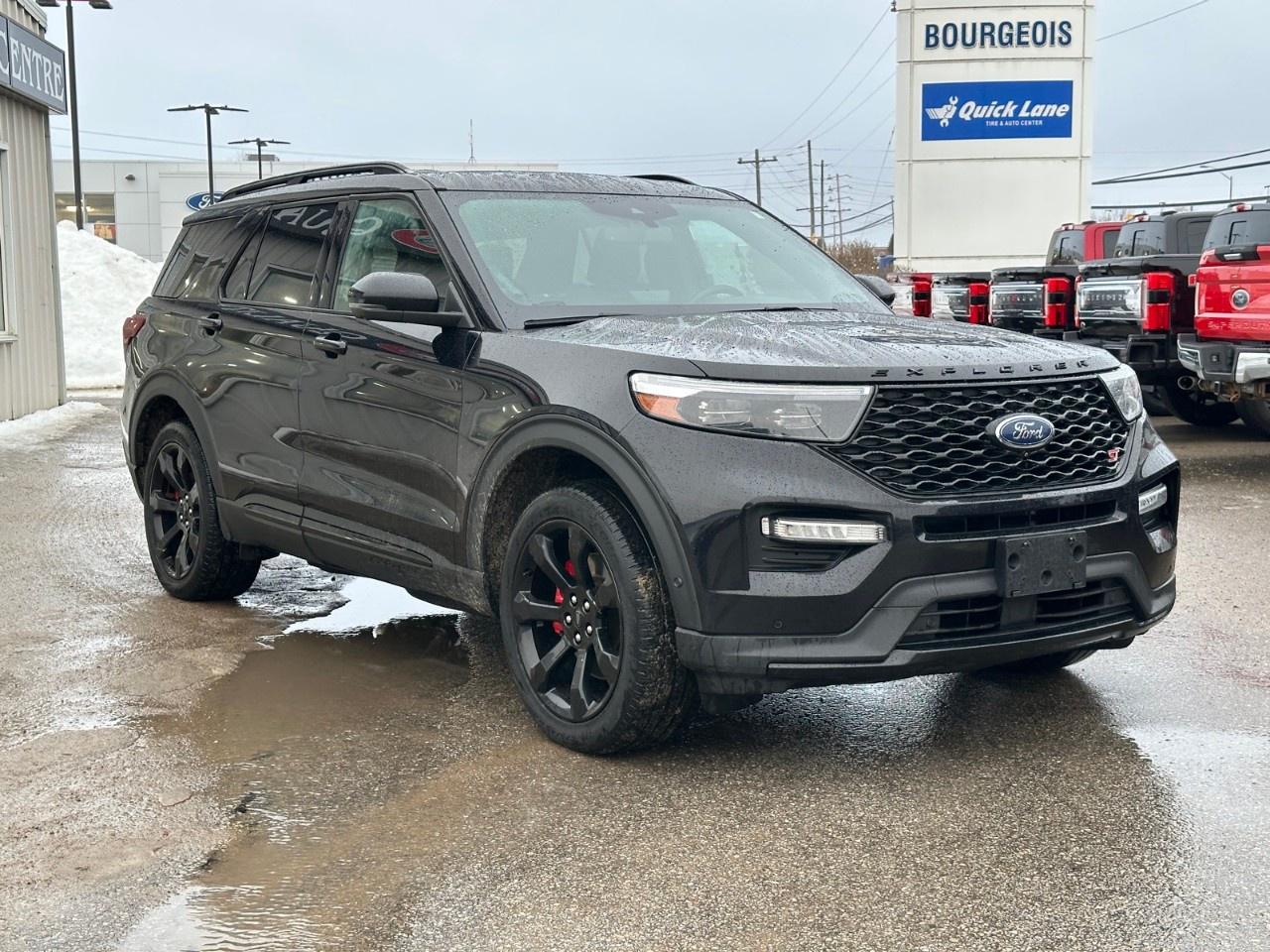 2022 Ford Explorer ST 4WD Photo