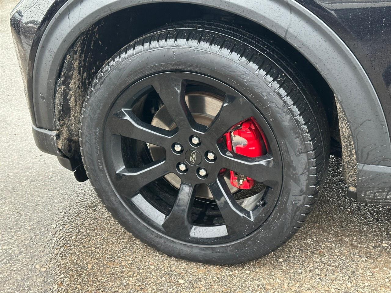 2022 Ford Explorer ST 4WD Photo