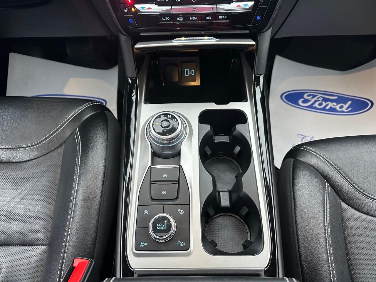 2022 Ford Explorer ST 4WD Photo